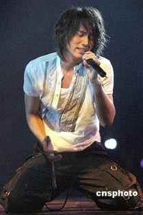 言承旭爆料真人秀视频,昔日偶像的蜕变与成长